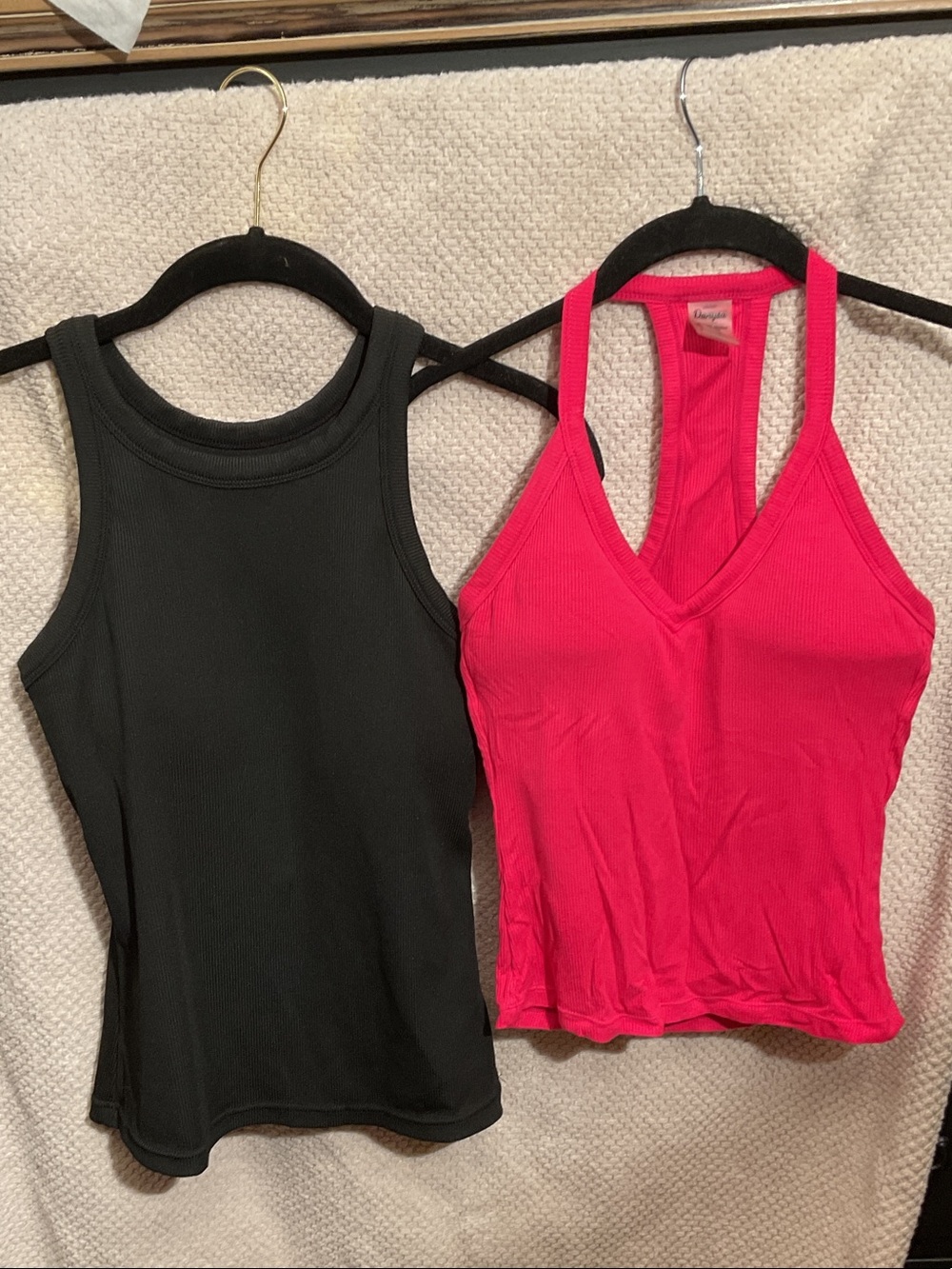 Two Ribbed V-Neck Tank Top